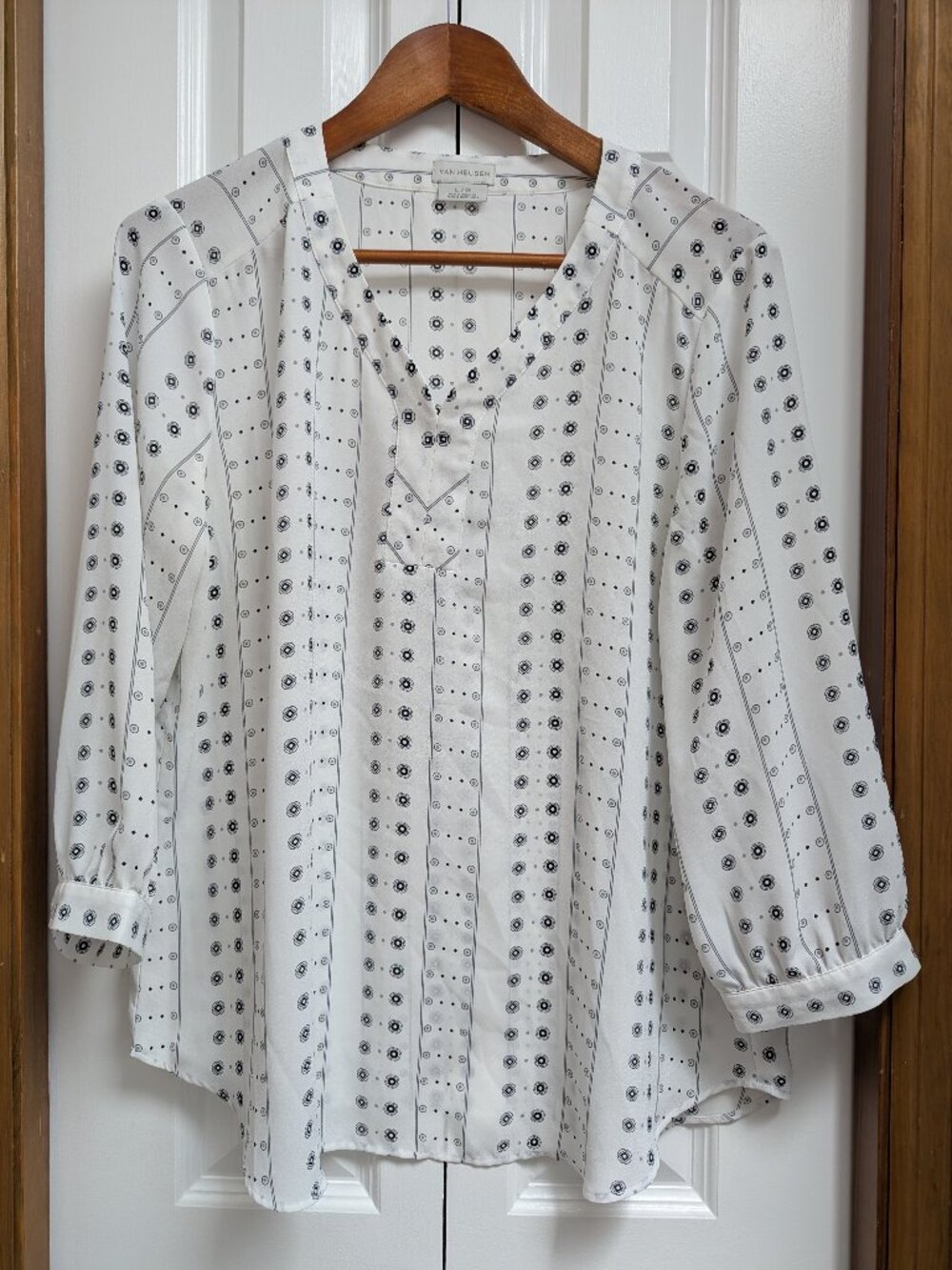 Van Heusen Geometric Print Split Neck Blouse - 3/4 Sleeve White/Black - Size L